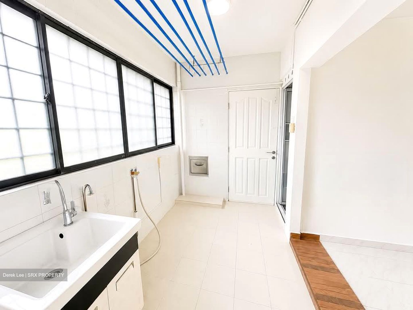 Lakeview Estate (D20), Apartment #596520361